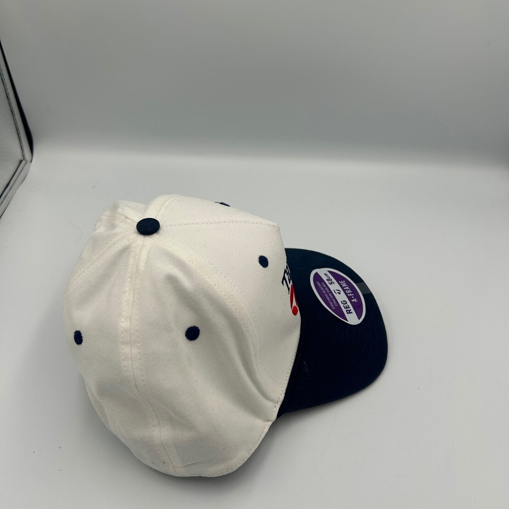 NWT TaylorMade Golf Hat Unisex 58cm White Navy Blue A-Frame Snapback Cap - Picture 4 of 7